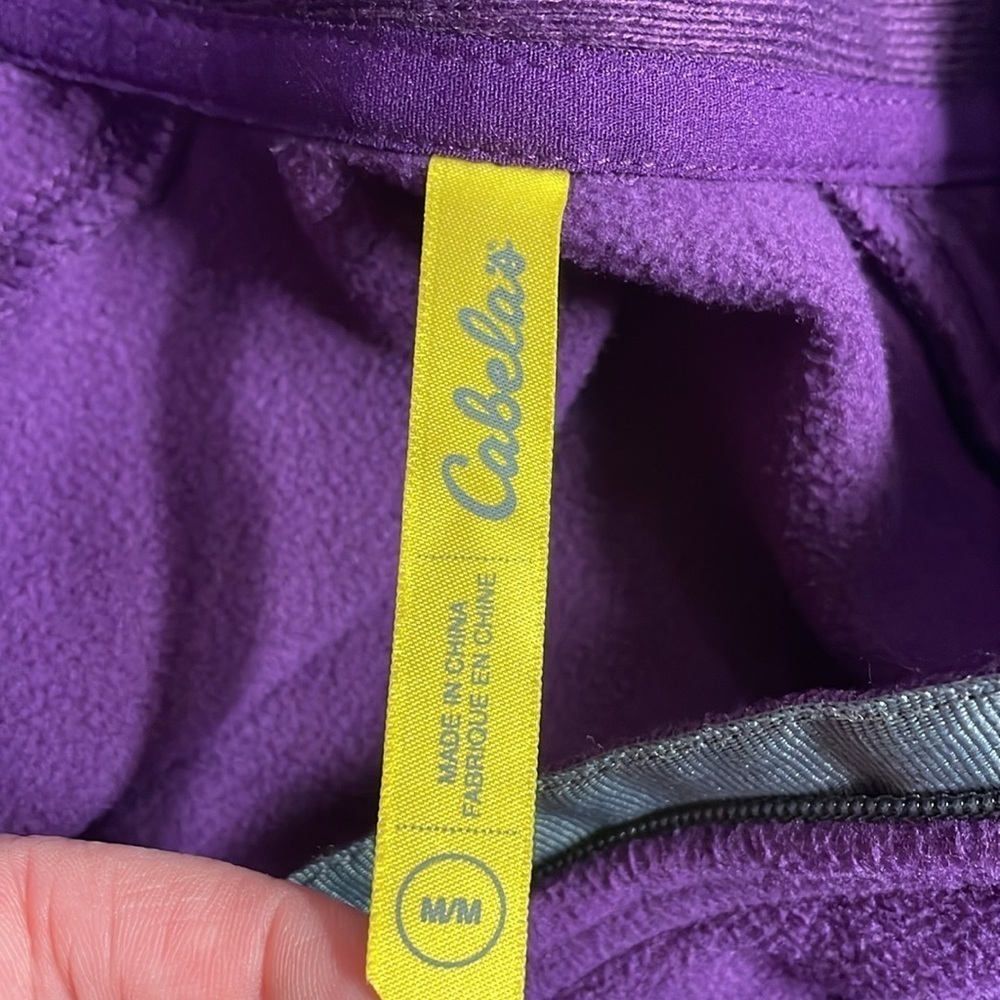 Cabela’s Women’s Purple Fleece Quarter Zip Pull Over Size Medium - Picture 5 of 7